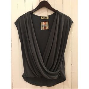 Gray Tee w/ sewn knot